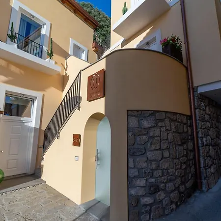 Nature & 4* Sorrento